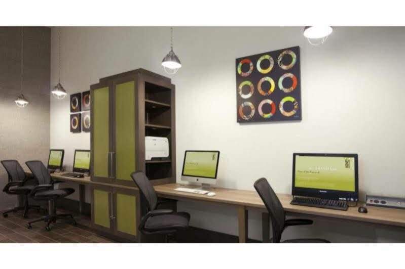Home2 Suites By Hilton Philadelphia Convention Center Bagian luar foto